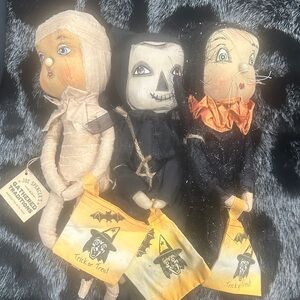 Joe Spencer’s Halloween Trick or Treat Dolls Set